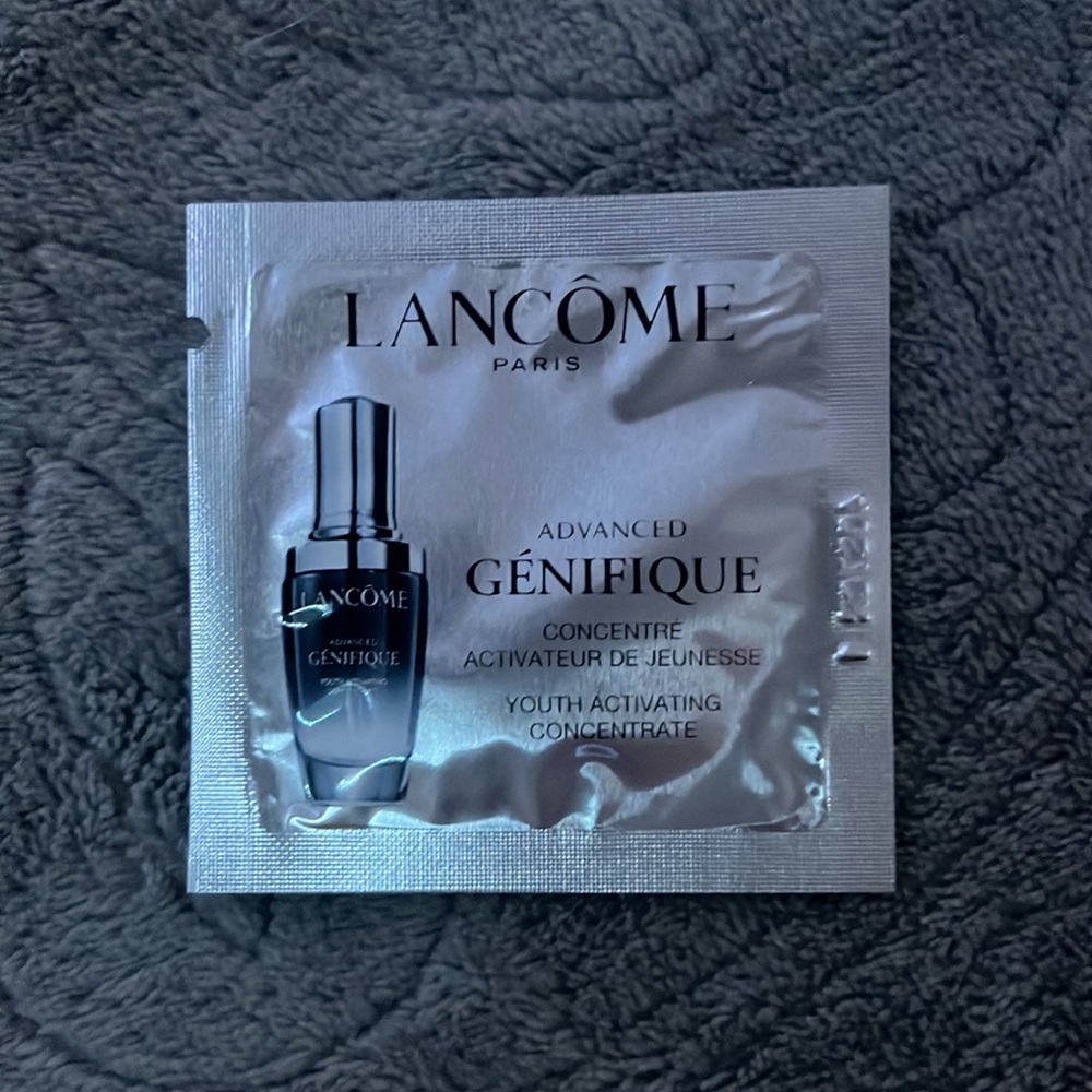 SKINCARE SAMPLES - Picture 7 of 11